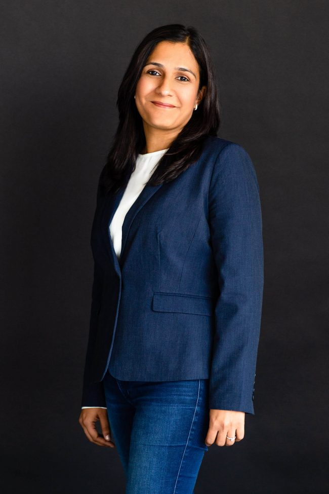 Zabeen Lalani Headshot, Job Captain of David Babcock + Associates