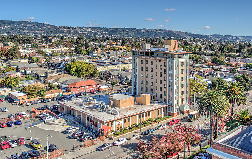 Exterior view of Fruitvale Gateway Building