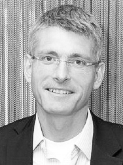 Headshot of Erik Ekudden